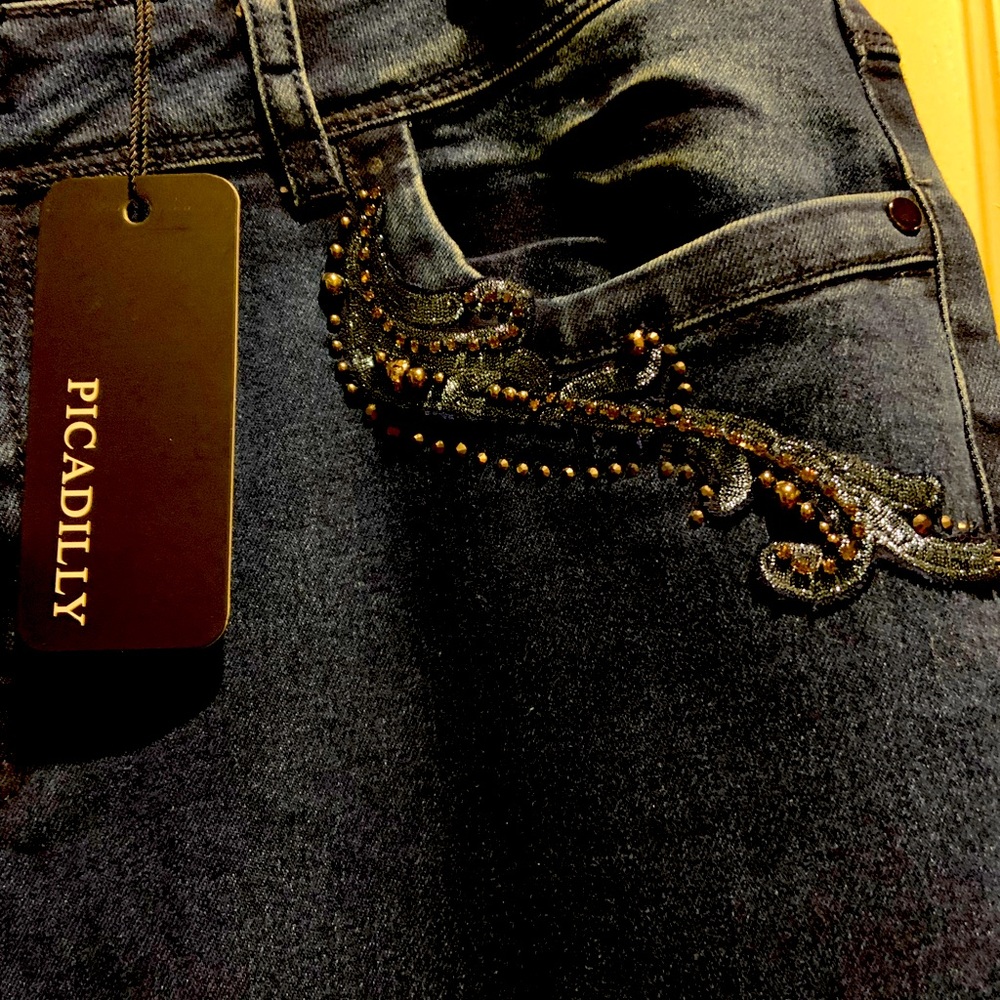 Jeans-Ladies Size16  New, with tags.  Never worn.  Straight leg.